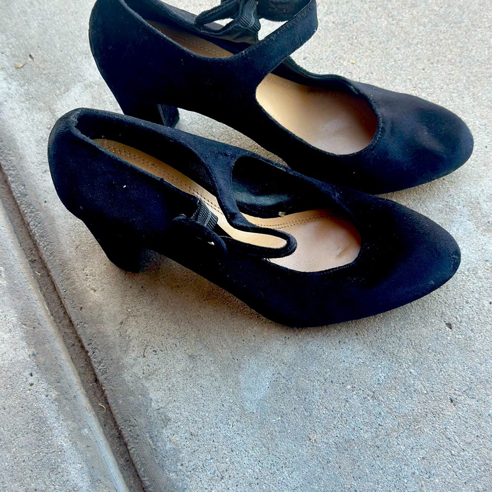 Night out dark blue suede shoes